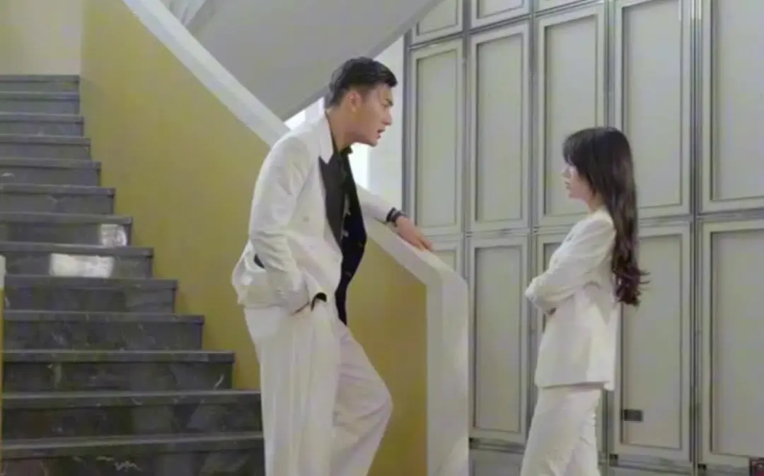 《我的总裁小姨》：霸道小姨爱上我？都市爱情轻喜剧，笑点密集，全程姨母笑！